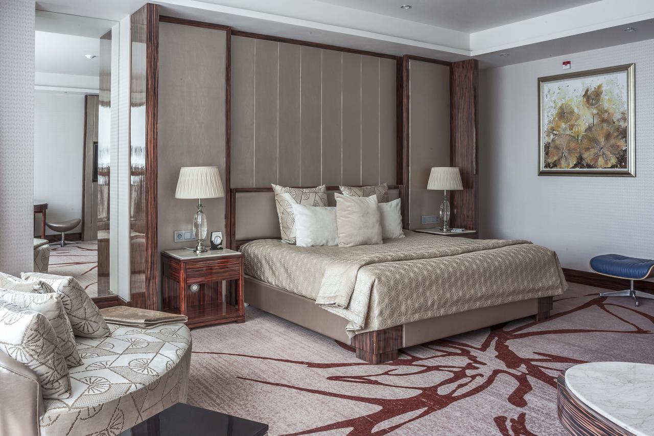 Boutique Hotel Health Club&Spa Grand Prix Astana Exteriör bild