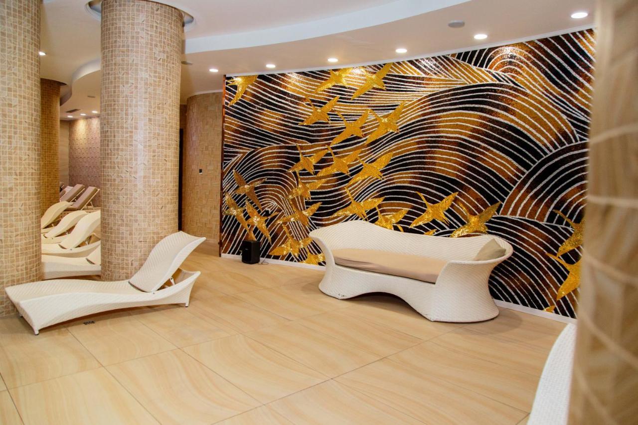 Boutique Hotel Health Club&Spa Grand Prix Astana Exteriör bild