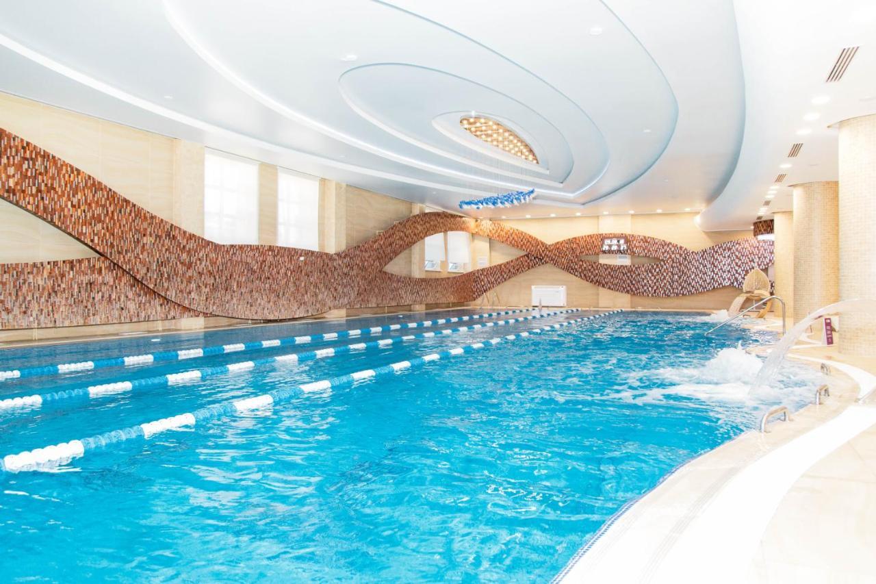 Boutique Hotel Health Club&Spa Grand Prix Astana Exteriör bild